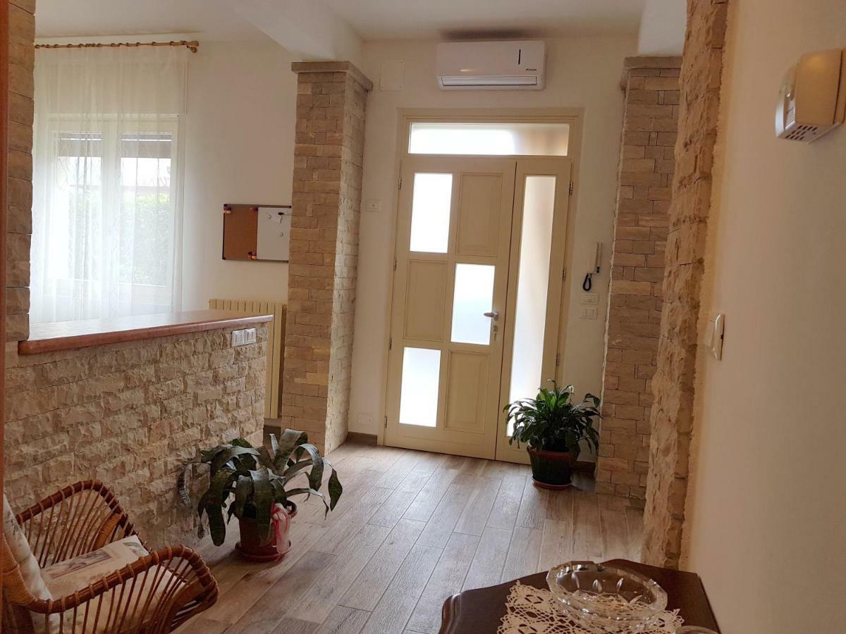Apartamento A Casa Di Clementina Raffa Exterior foto