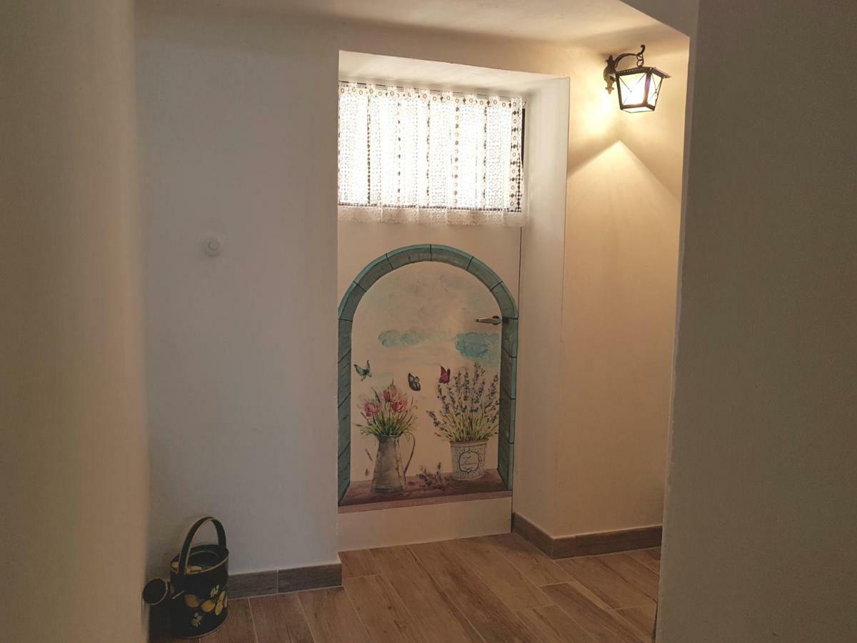 Apartamento A Casa Di Clementina Raffa Exterior foto